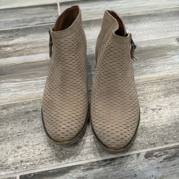 Lucky Brand Gray perforated side zip leather bootie Size 7.5 M Taupe Beige Color - Picture 2 of 6